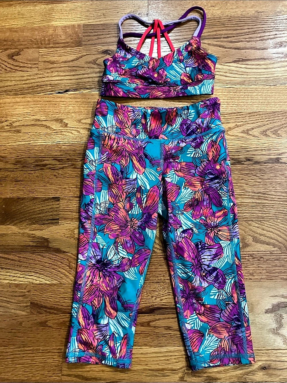 Old Navy Go-Dry Floral Athletic Set Girls Small 6/7 EUC